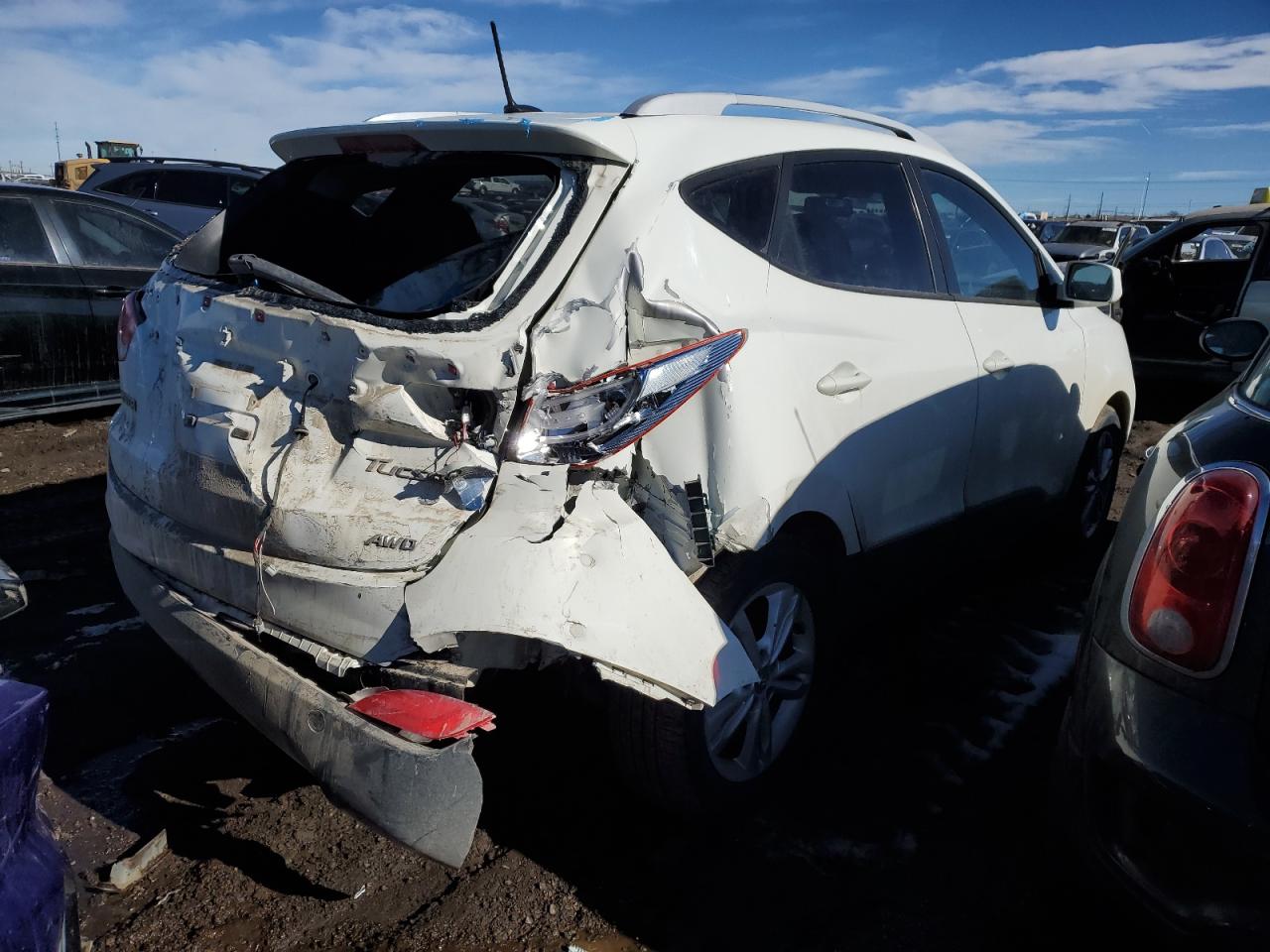 2011 Hyundai Tucson - Image 3