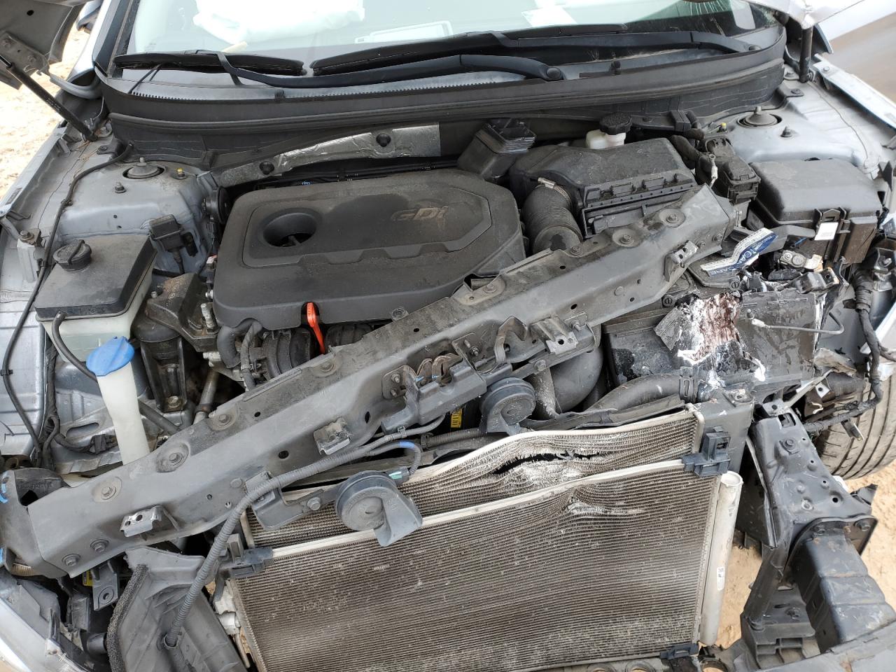2015 Hyundai Sonata - Image 12