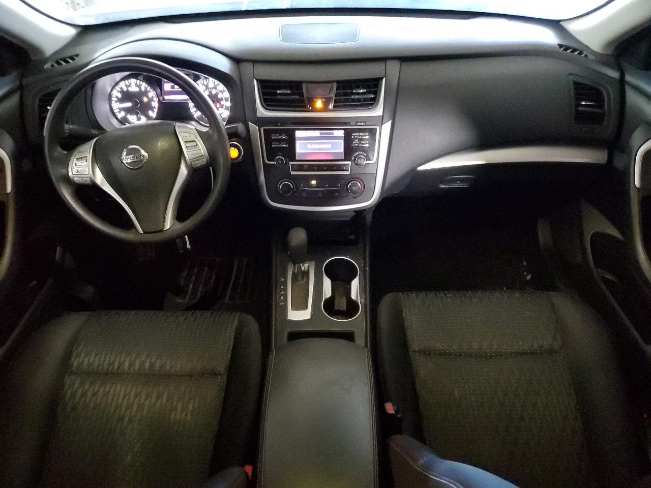 2017 Nissan Altima - Image 8