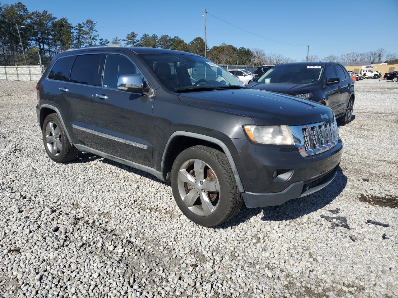 2011 Jeep Grand Cherokee - Image 4