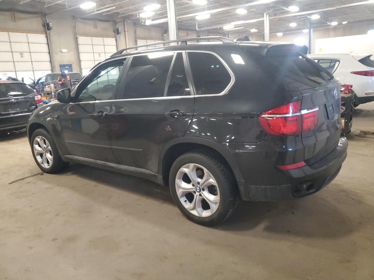 2013 BMW X5 - Image 2