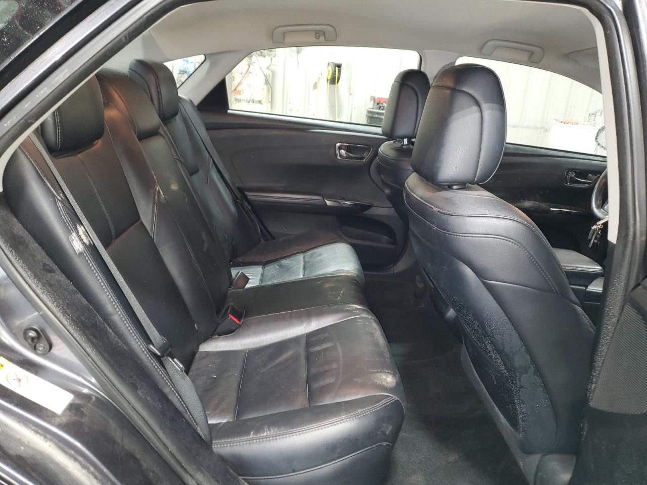 2015 Toyota Avalon - Image 10