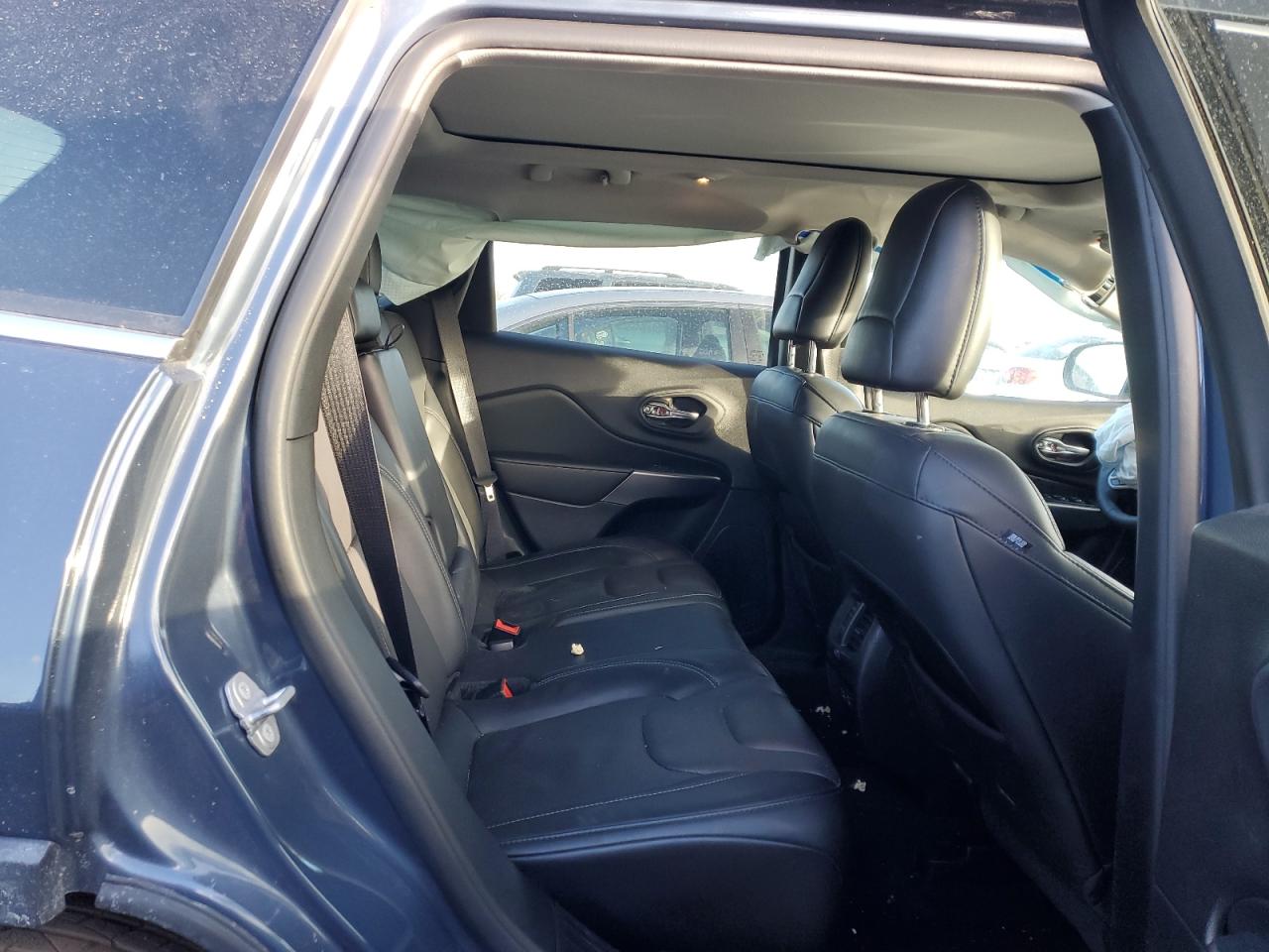 2021 Jeep Grand Cherokee - Image 10