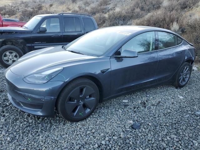  TESLA MODEL 3 2022 Серый