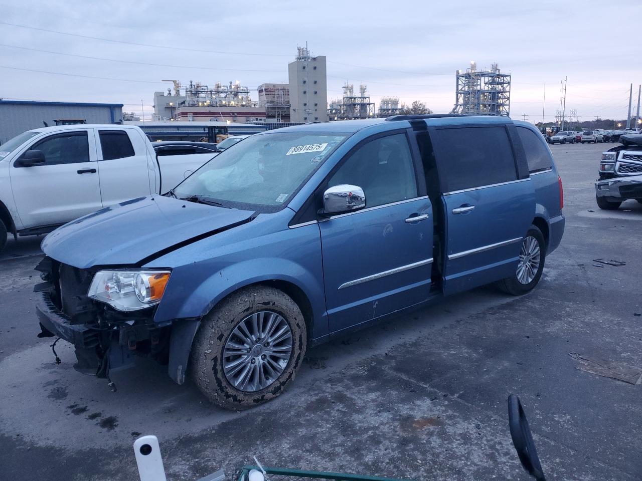 2012 Chrysler Town & Country - Image 1