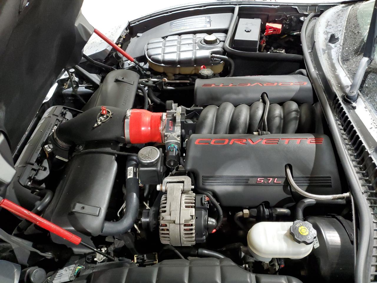 2004 Chevrolet Corvette - Image 11