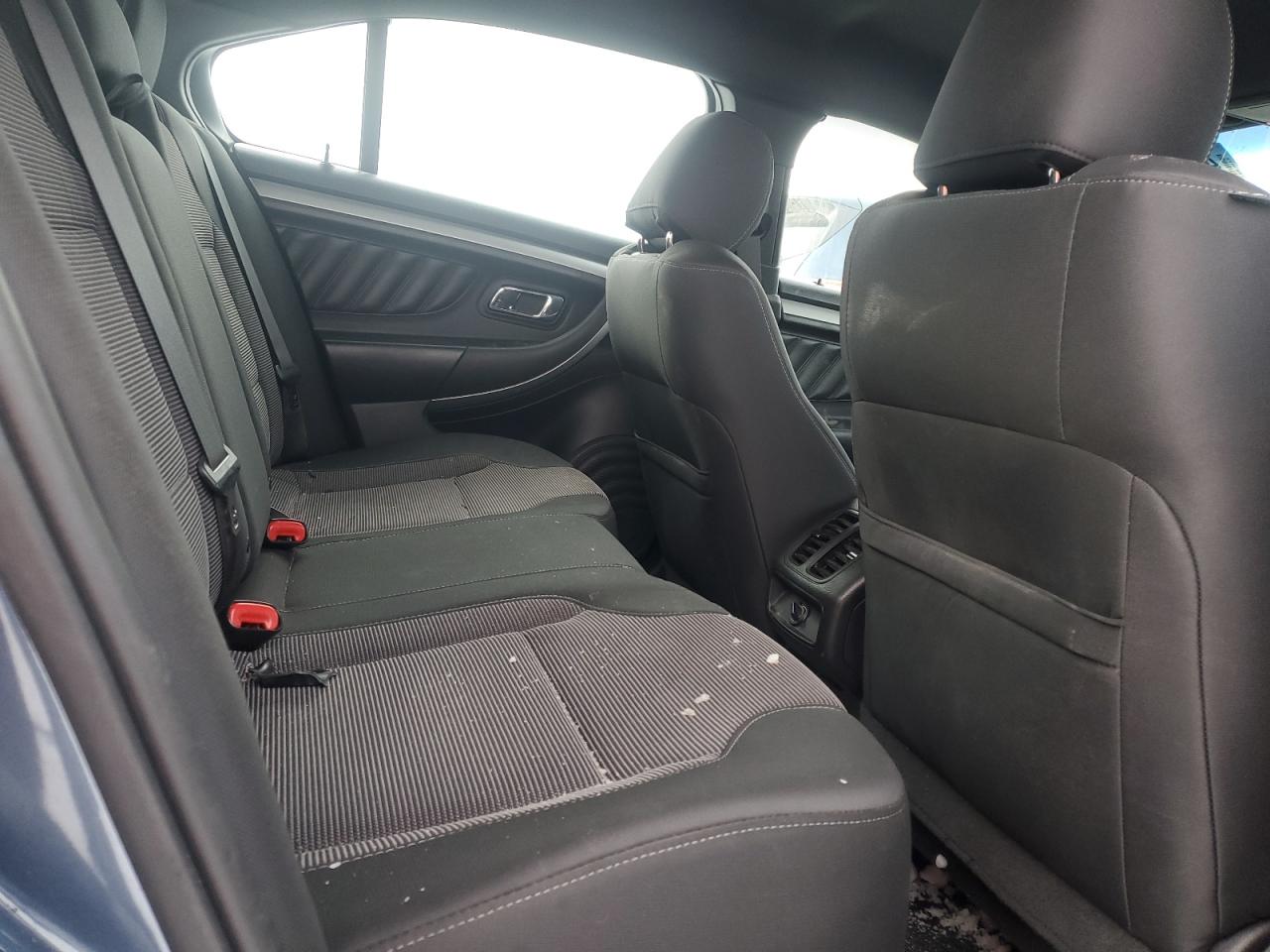 2018 Ford Taurus - Image 10