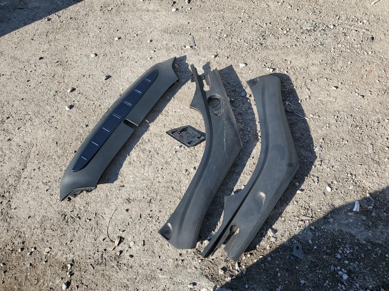 2023 Tesla Model X VIN: 7SAXCBE61PF376574 Lot: 43059865