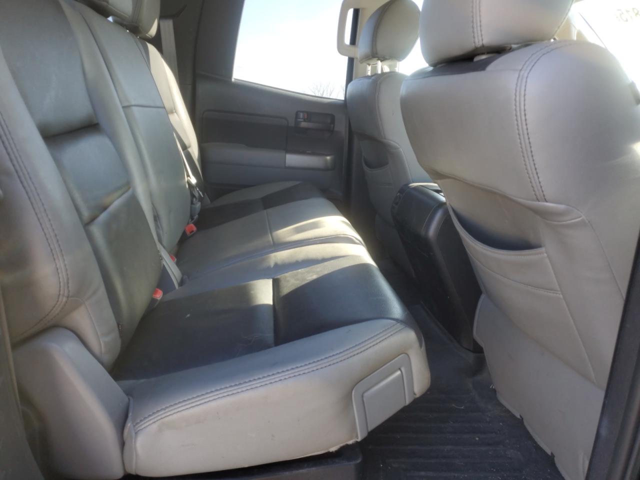 2013 Toyota Tundra - Image 10