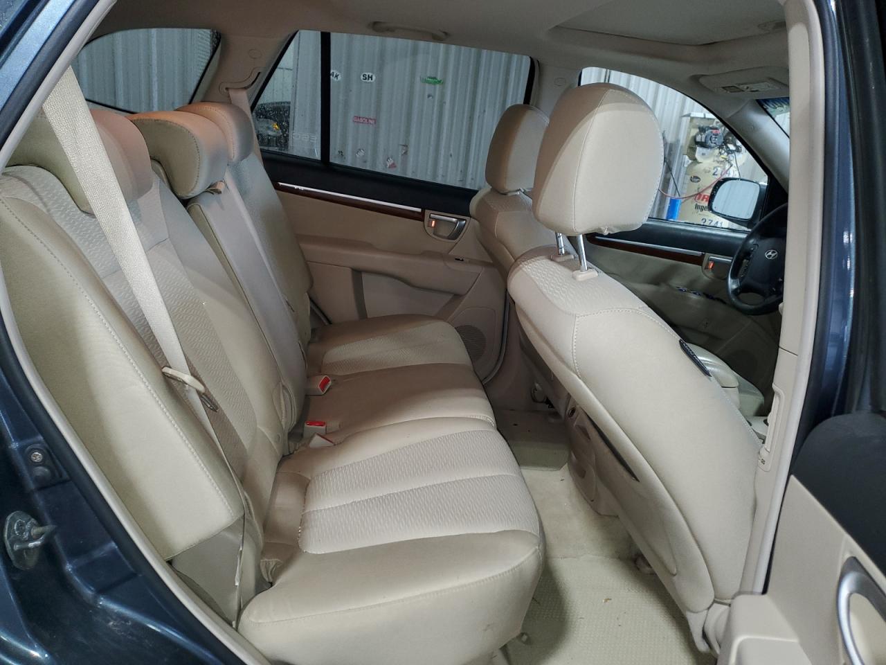 2007 Hyundai Santa Fe - Image 11
