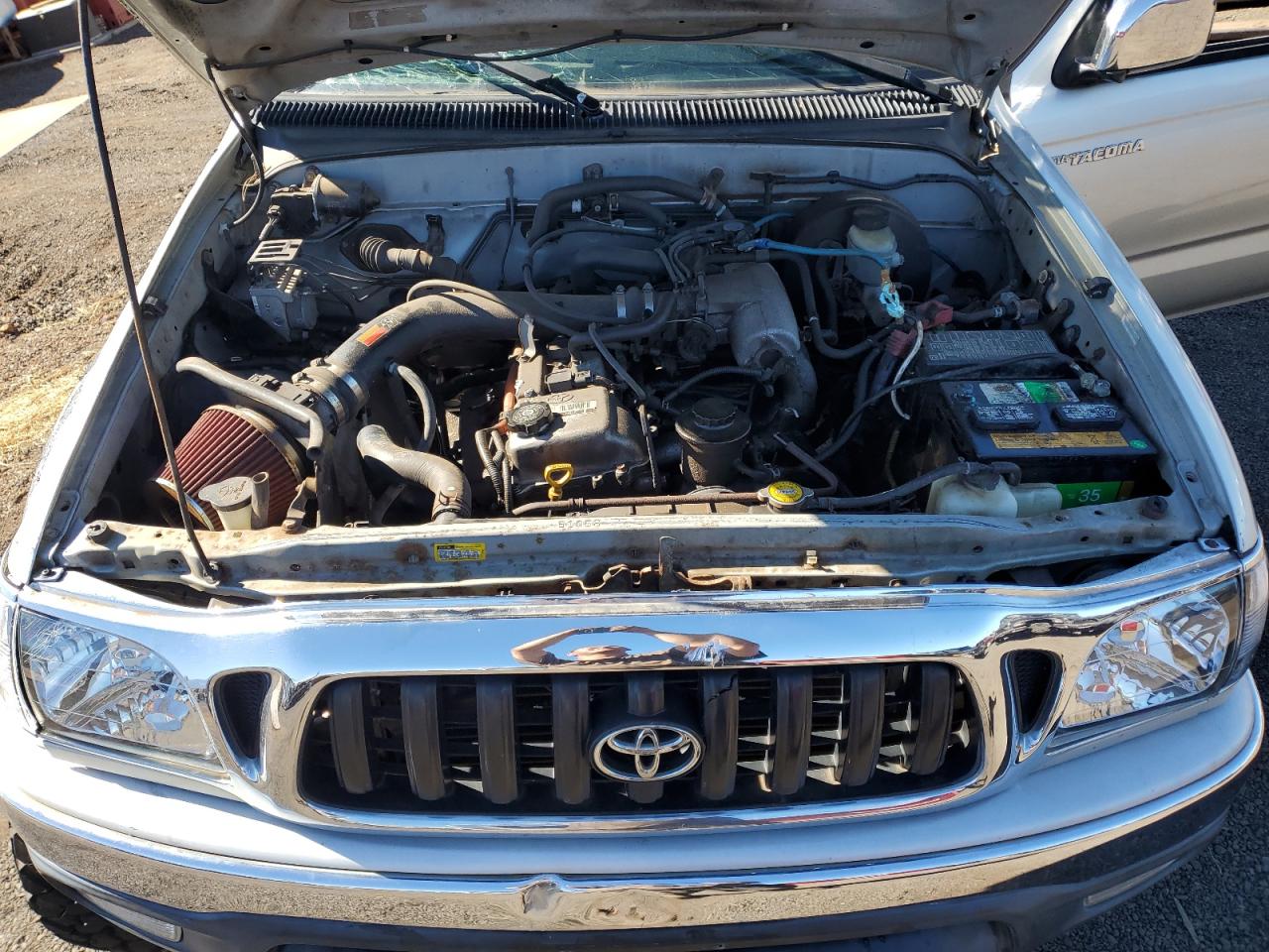 2004 Toyota Tacoma - Image 12