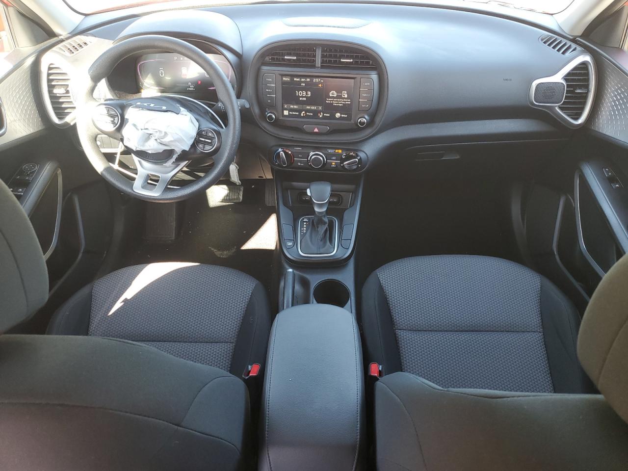 2024 Kia Soul - Image 8