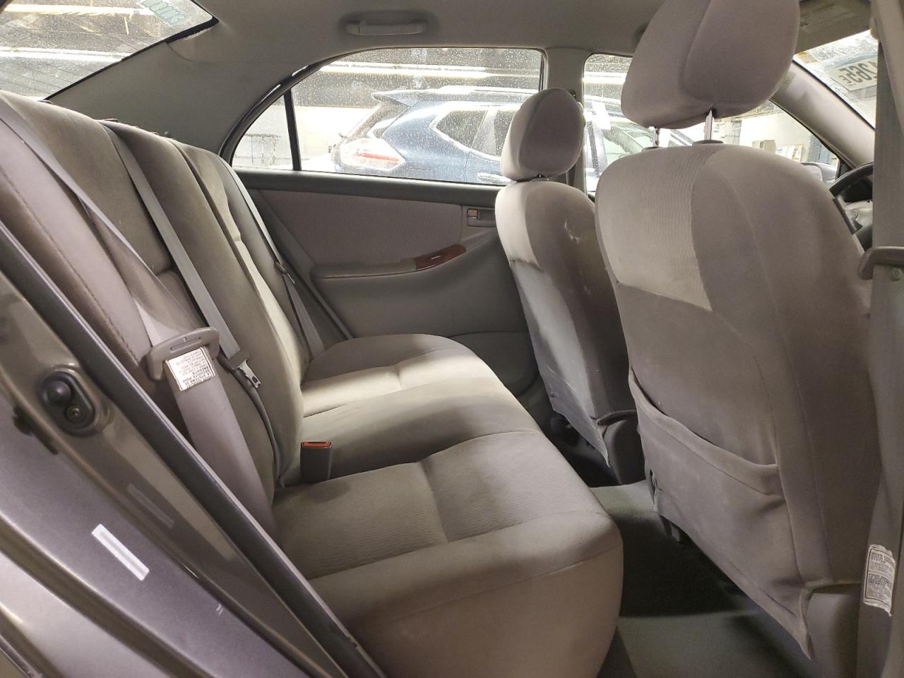 2005 Toyota Corolla - Image 10