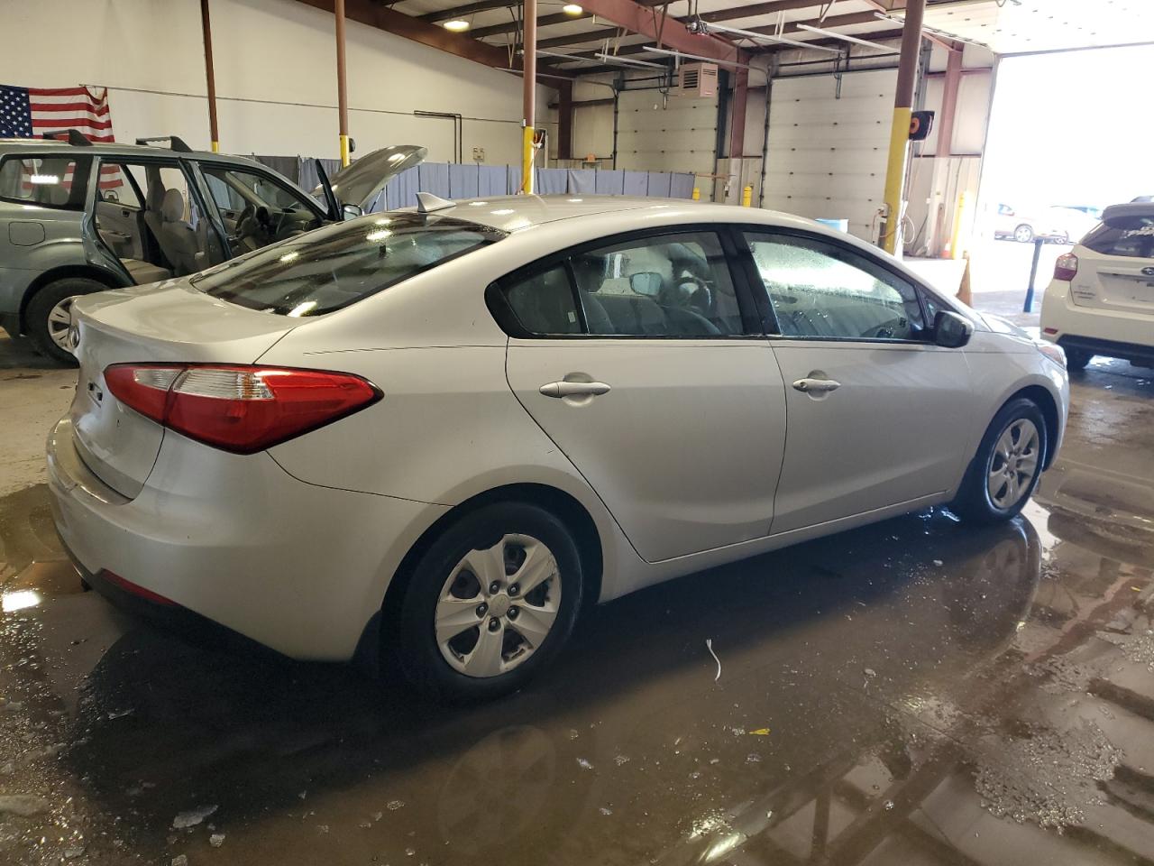 VIN KNAFK4A60F5337727 2015 KIA FORTE no.3