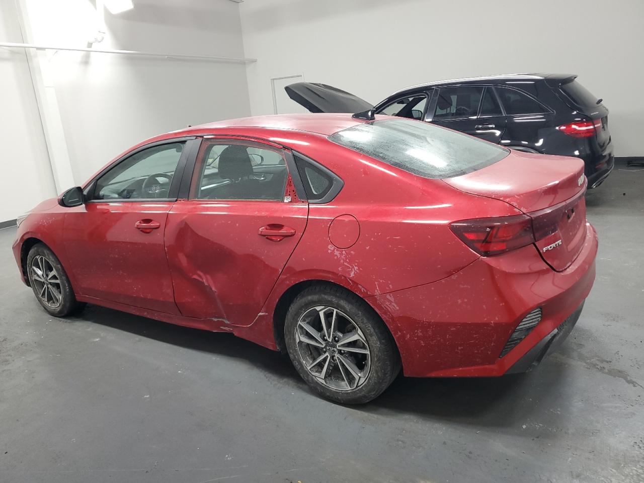 2023 Kia Forte - Image 2