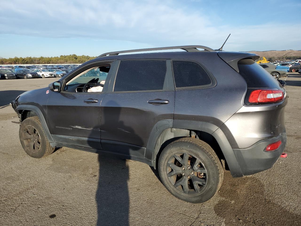 2015 Jeep Cherokee - Image 2