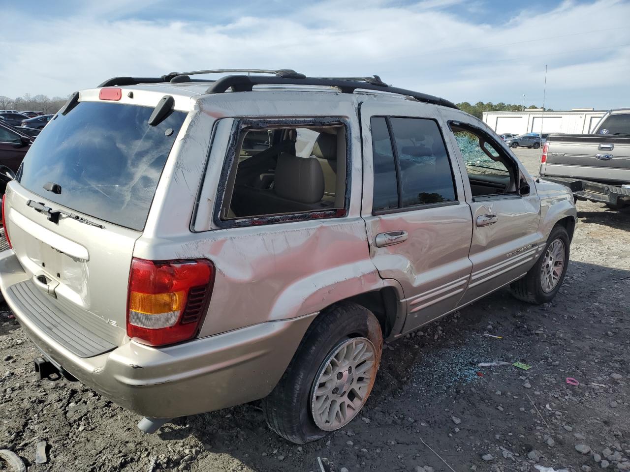 2004 Jeep Grand Cherokee - Image 3