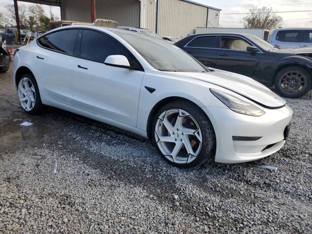 VIN 5YJ3E1EA1KF482519 2019 TESLA MODEL 3 no.4