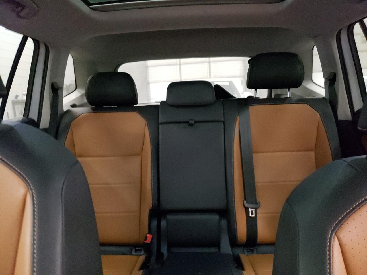 2019 Volkswagen Tiguan - Image 10