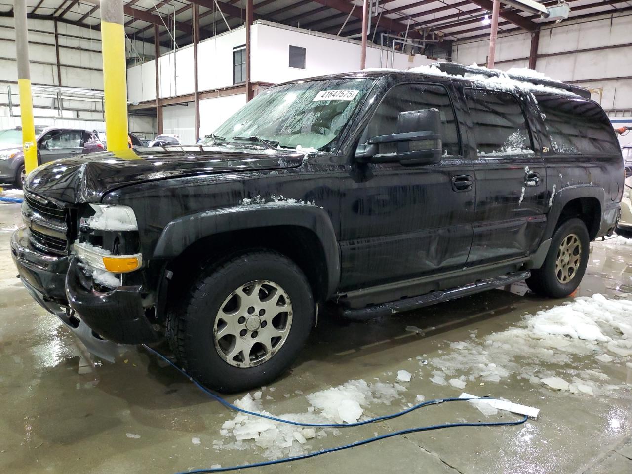 2003 Chevrolet Suburban - Image 1