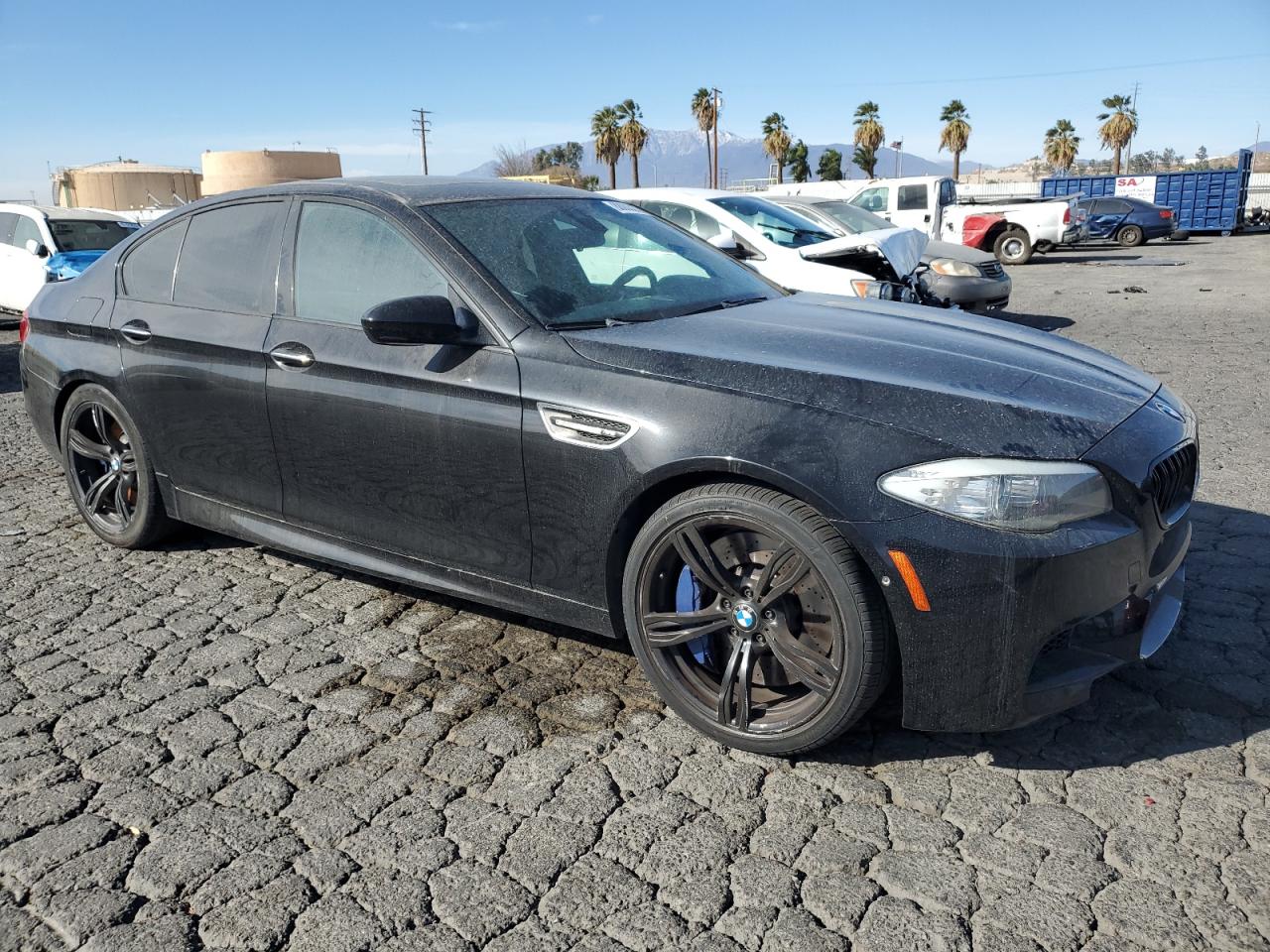 VIN WBSFV9C54DC772568 2013 BMW M5 no.4