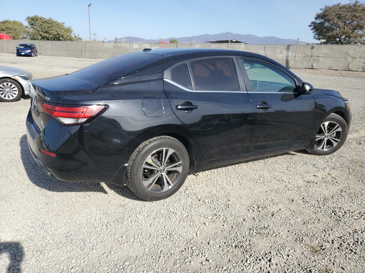 2020 Nissan Sentra - Image 3