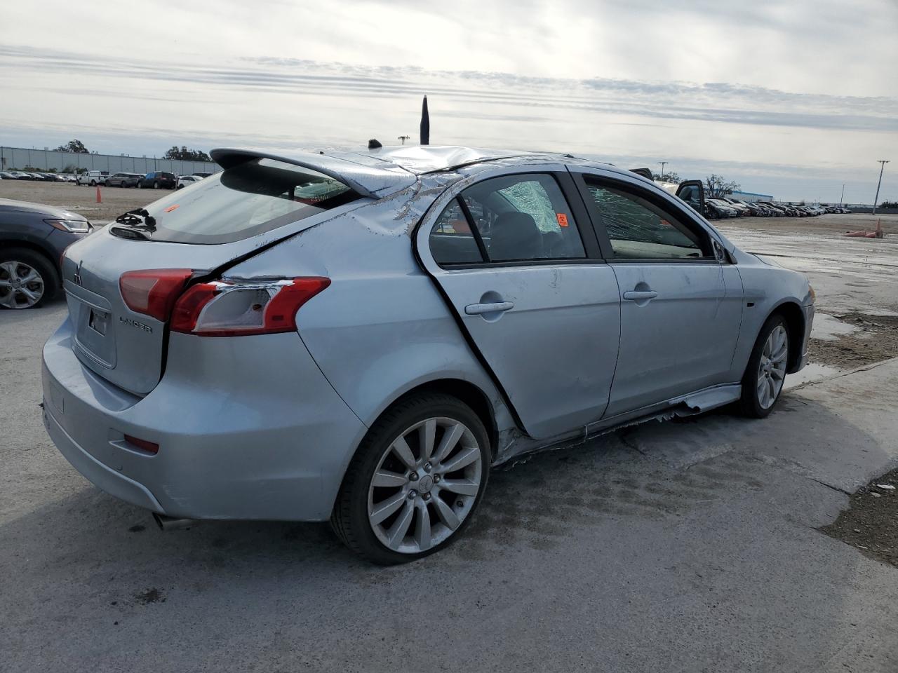 2010 Mitsubishi Lancer - Image 3