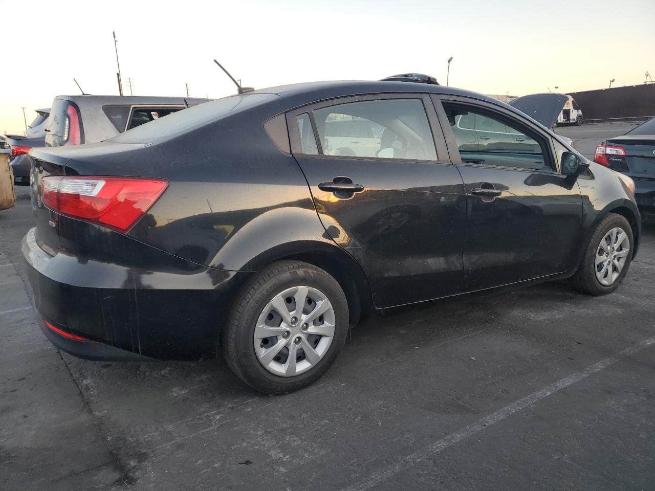 VIN KNADM4A37G6540701 2016 KIA RIO no.3