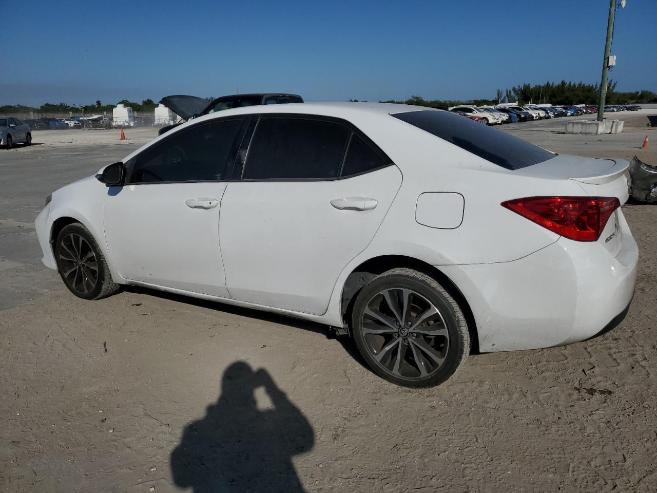 2017 Toyota Corolla - Image 2