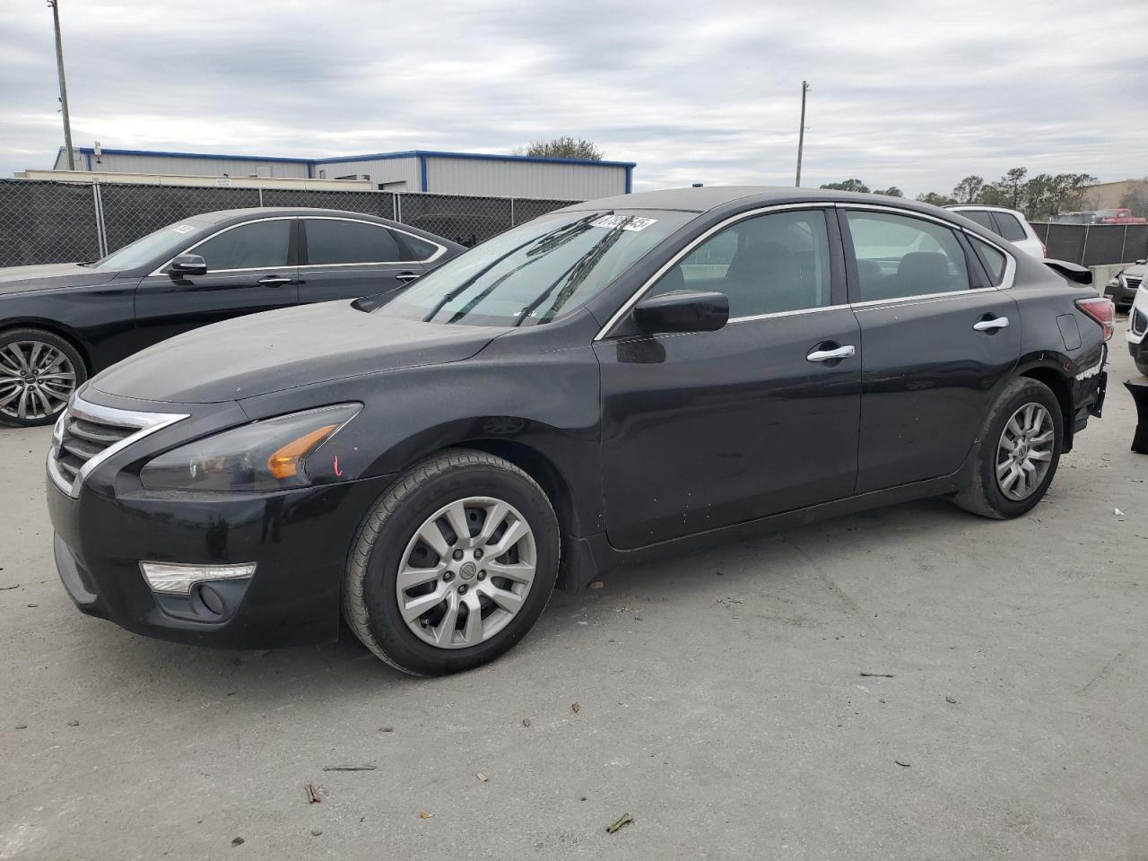2015 Nissan Altima - Image 1