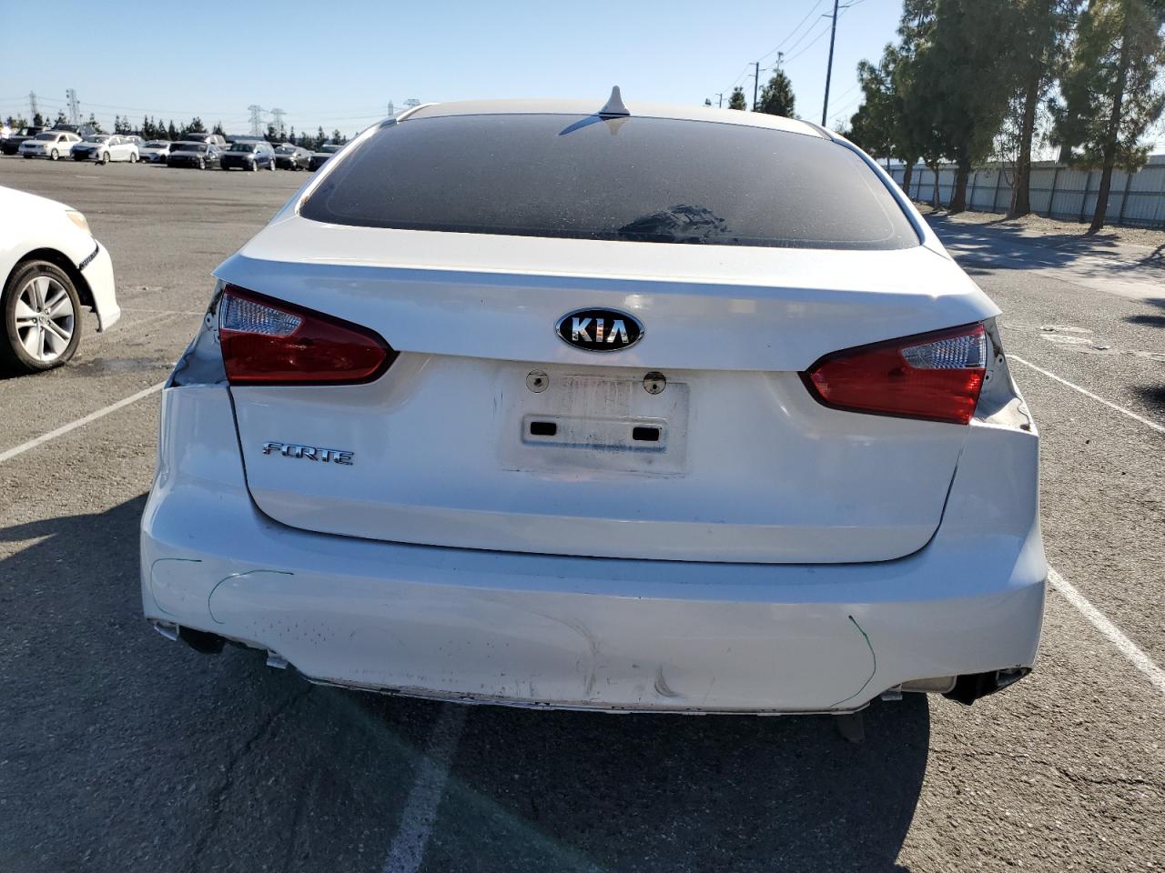 VIN KNAFX4A63F5278139 2015 KIA FORTE no.6