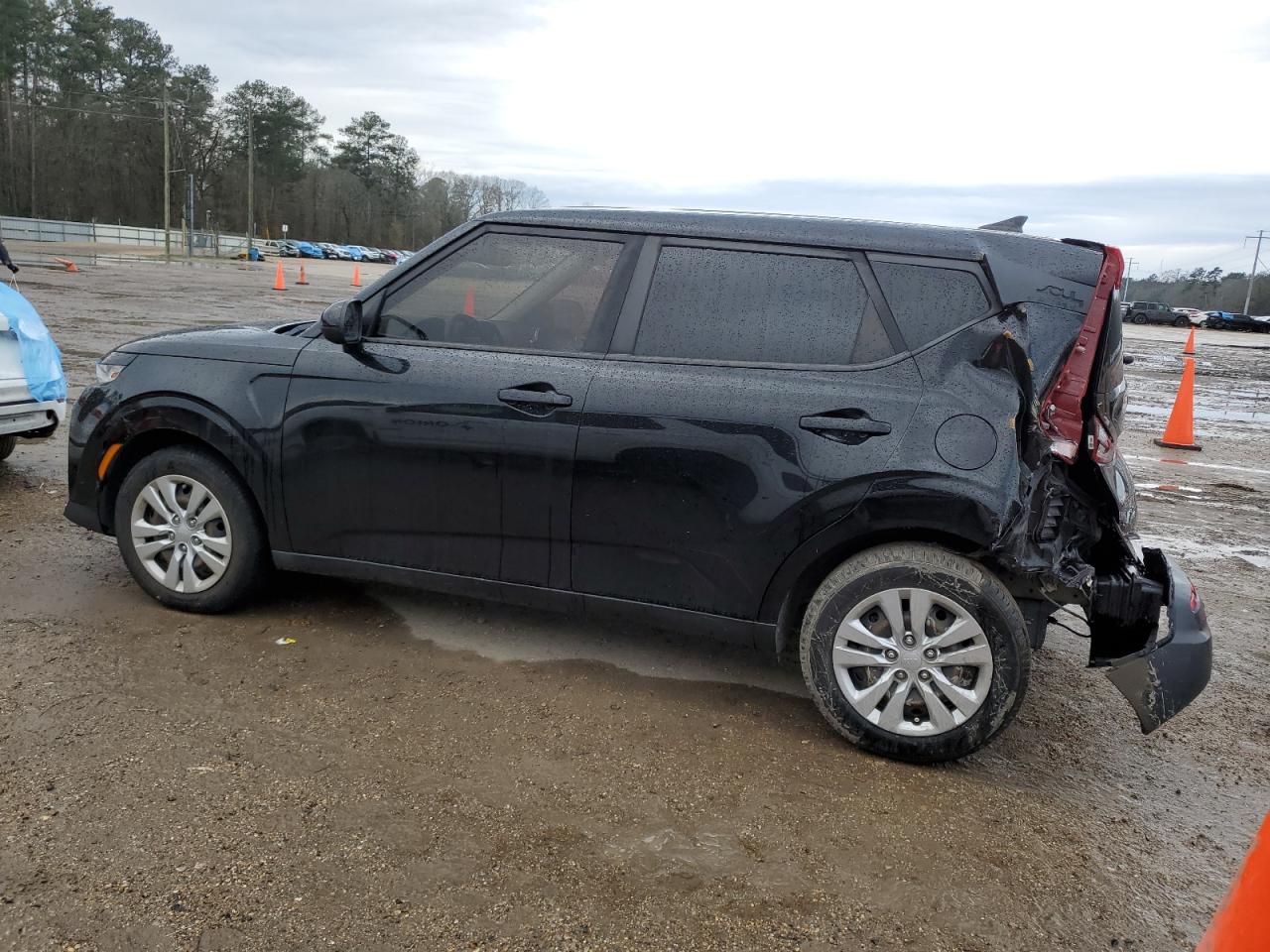 2020 Kia Soul - Image 2