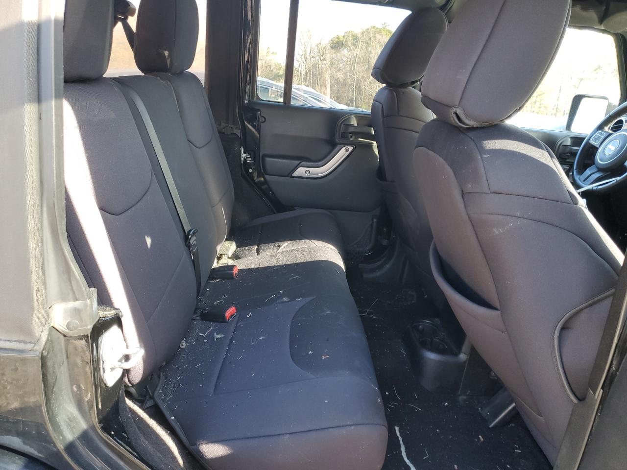 2015 Jeep Wrangler - Image 11
