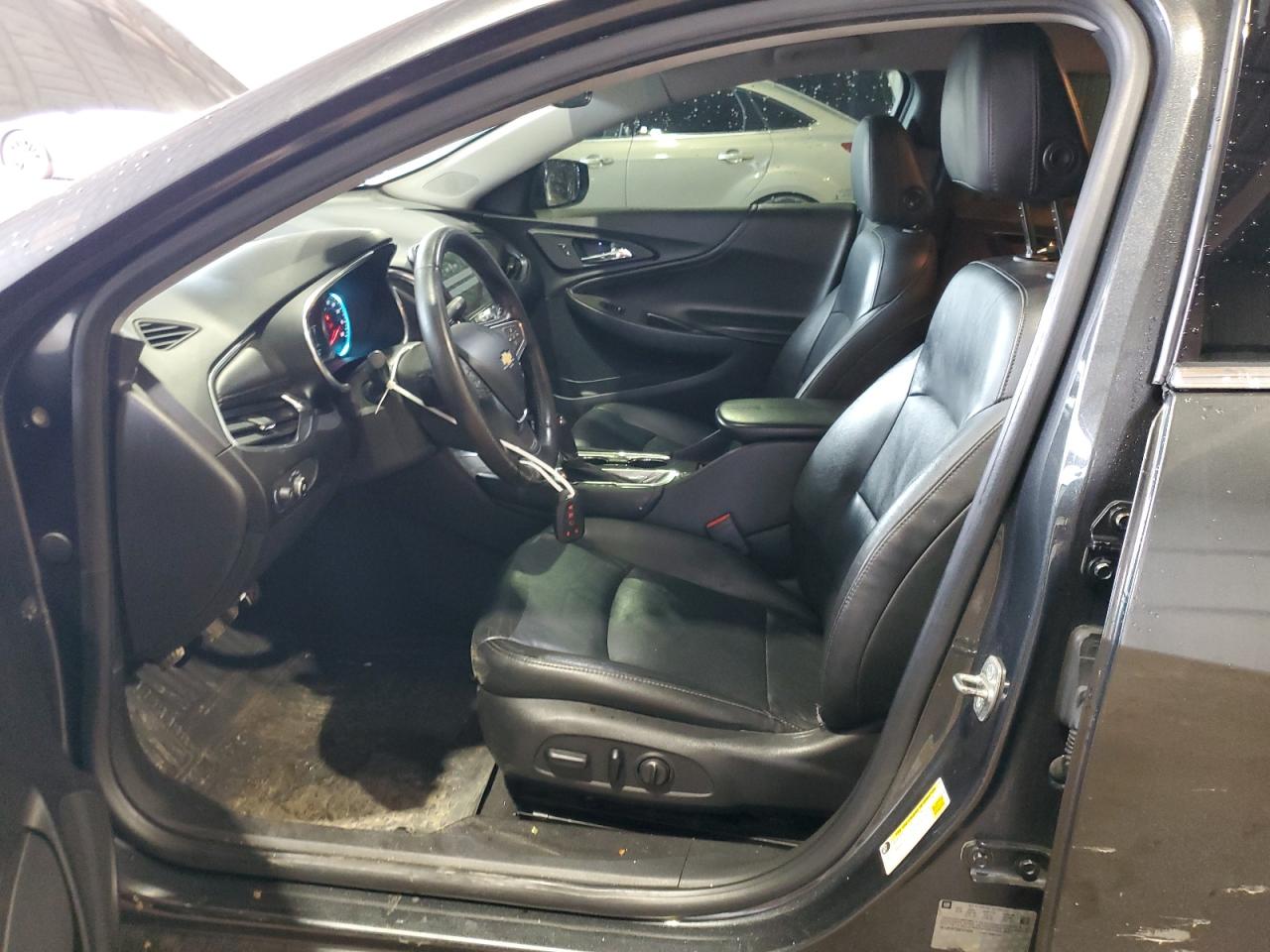 2016 Chevrolet Malibu - Image 7