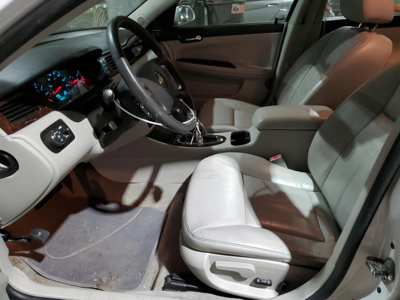 2016 Chevrolet Impala - Image 7