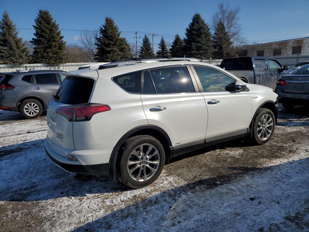 2016 Toyota RAV 4 - Image 3