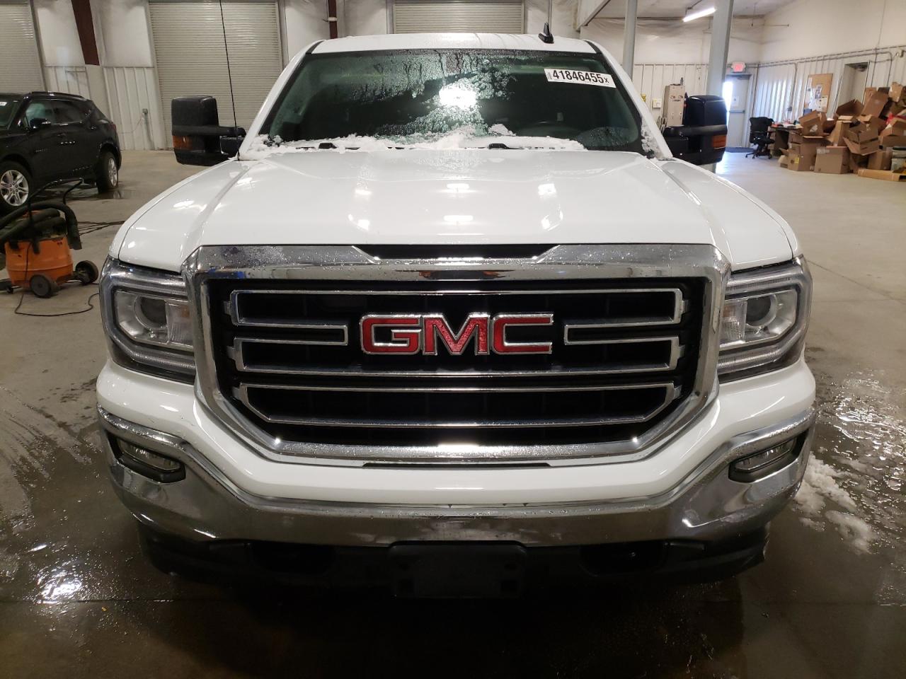 2017 GMC Sierra - Image 5