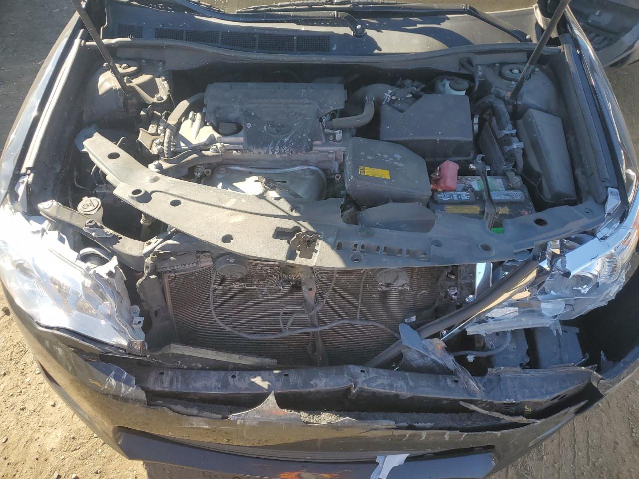 2014 Toyota Camry - Image 11