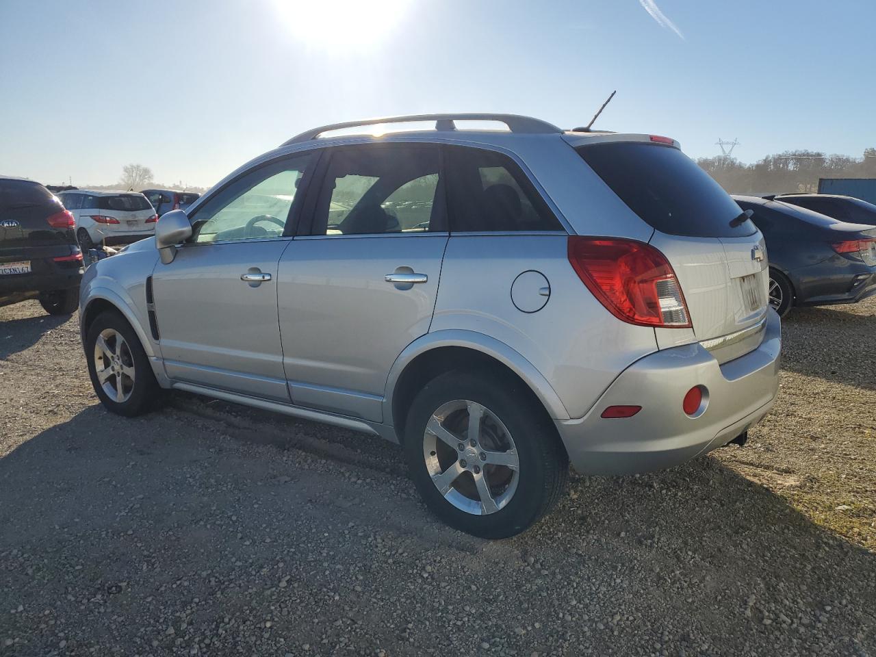 2013 Chevrolet Captiva - Image 2