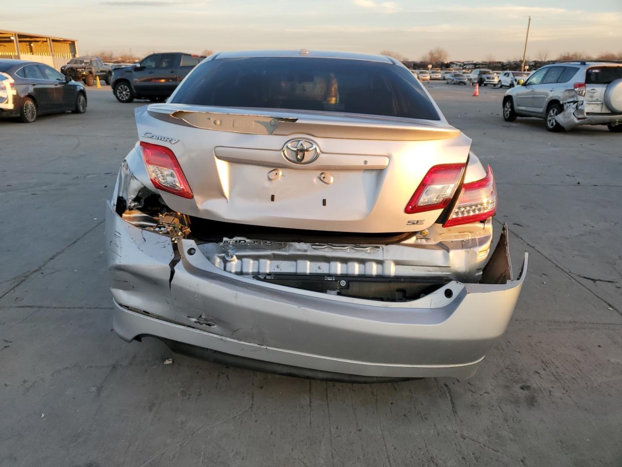 2011 Toyota Camry - Image 6