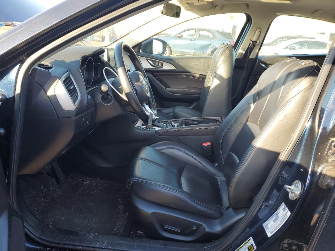 2017 Mazda 3 - Image 7