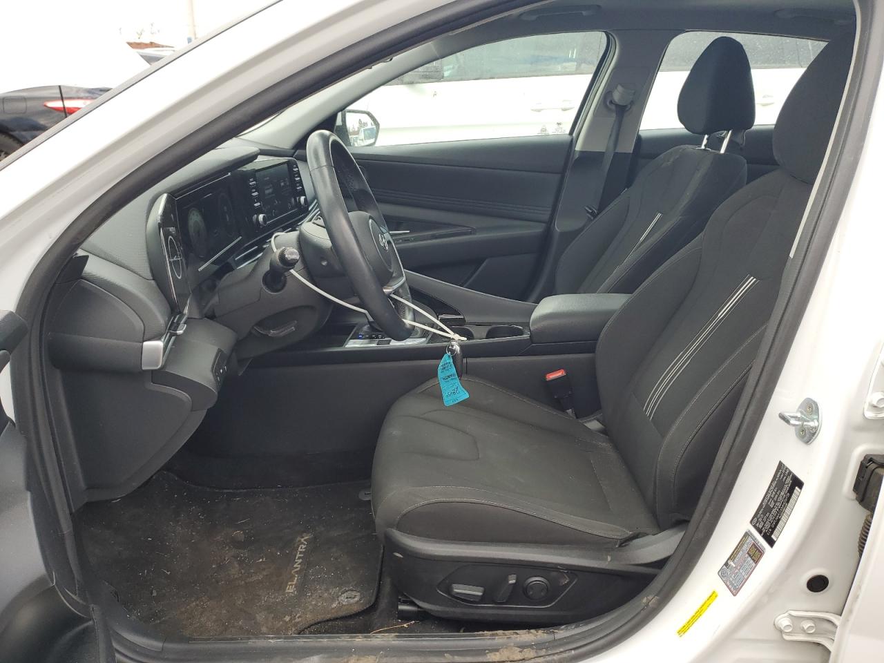 2021 Hyundai Elantra - Image 7