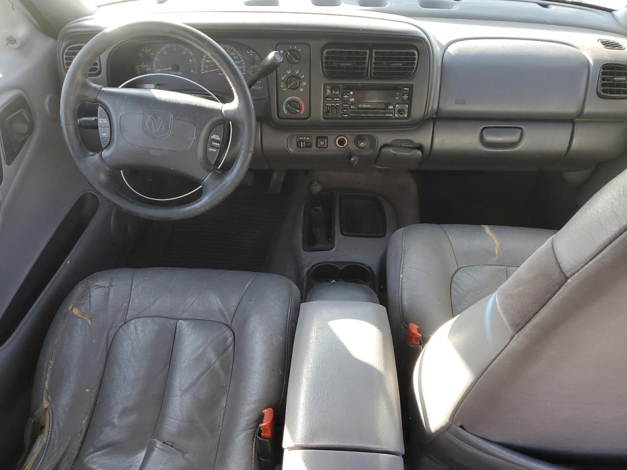 1998 Dodge Durango - Image 8