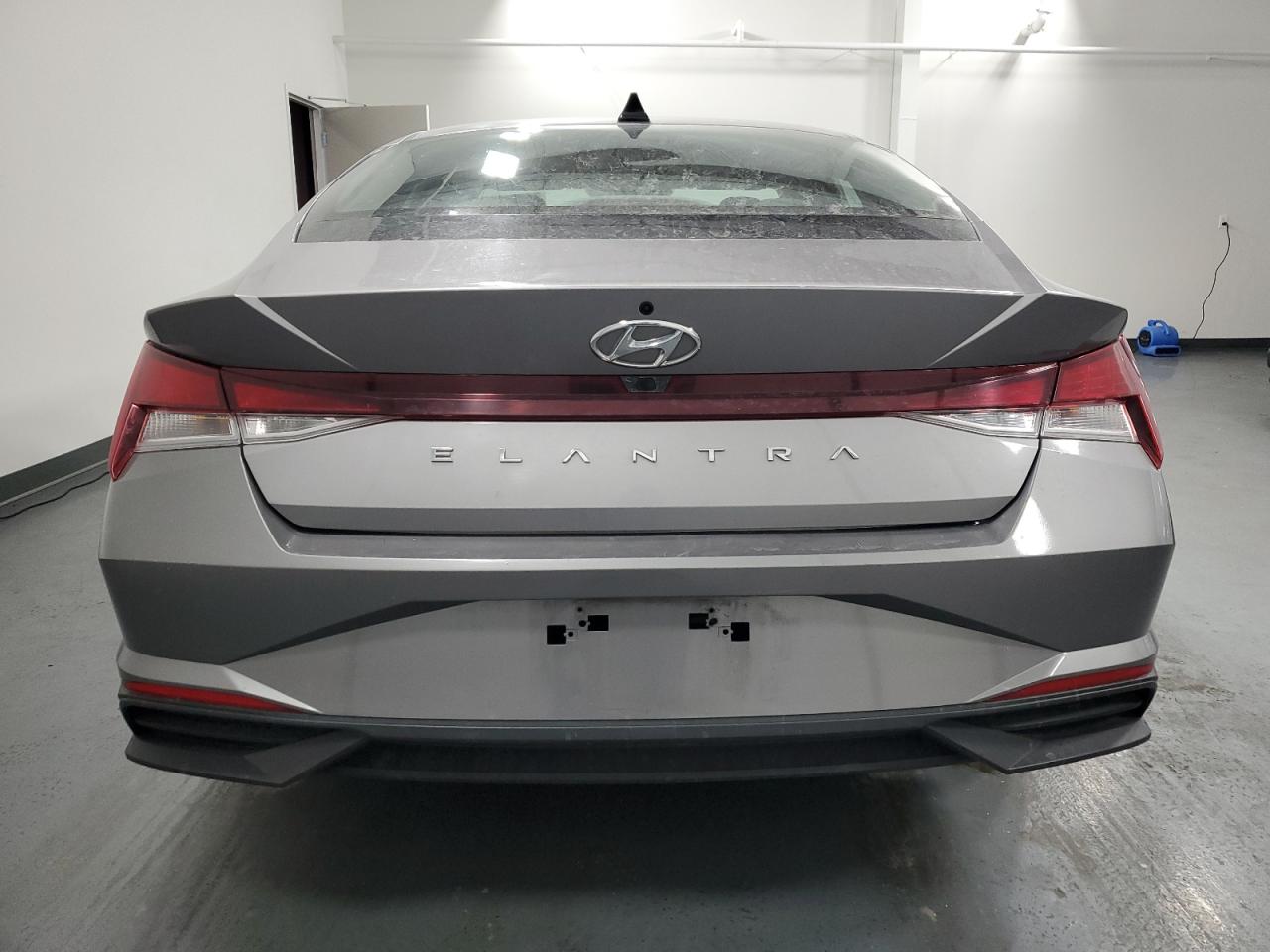 2021 Hyundai Elantra - Image 6