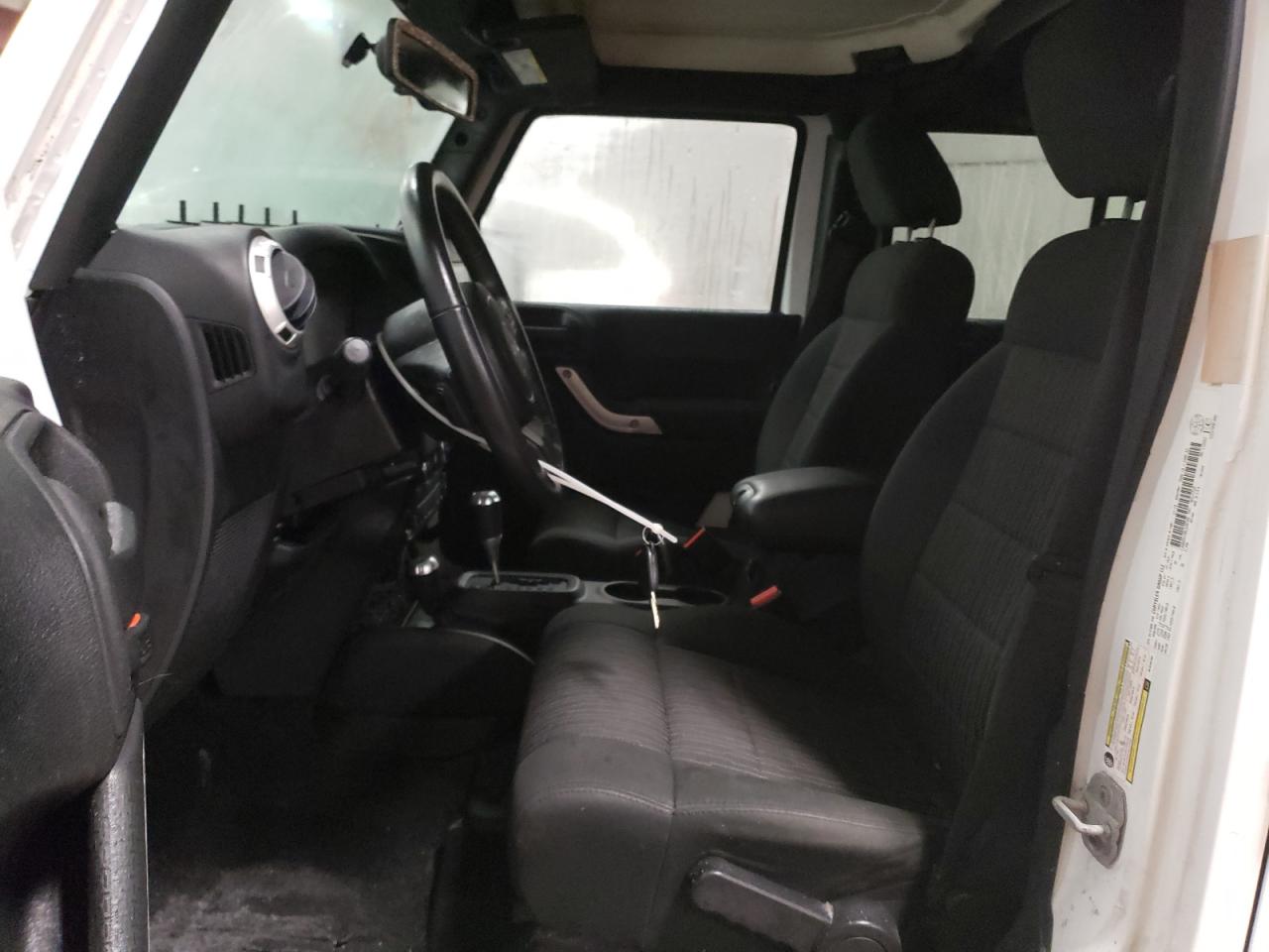 2011 Jeep Wrangler - Image 7