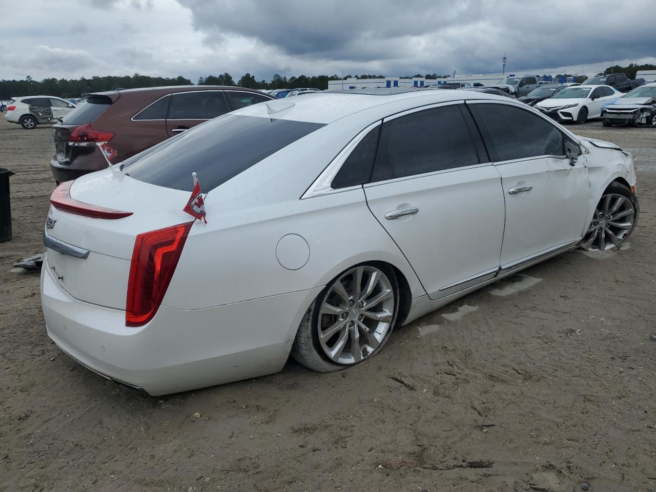2016 Cadillac XTS - Image 3