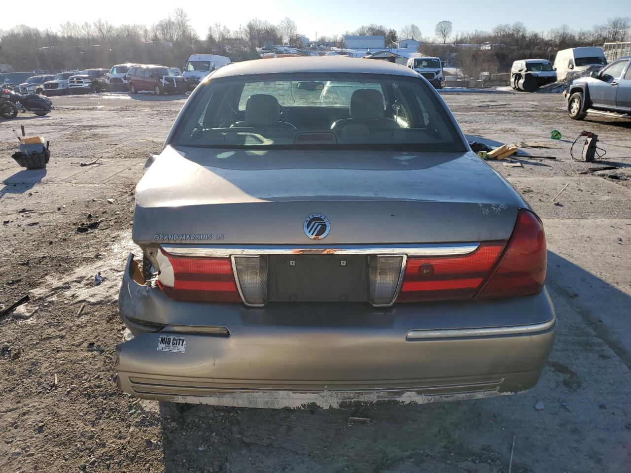 2003 Mercury Grand Marquis Ls VIN: 2MEFM75W03X638838 Lot: 43150625