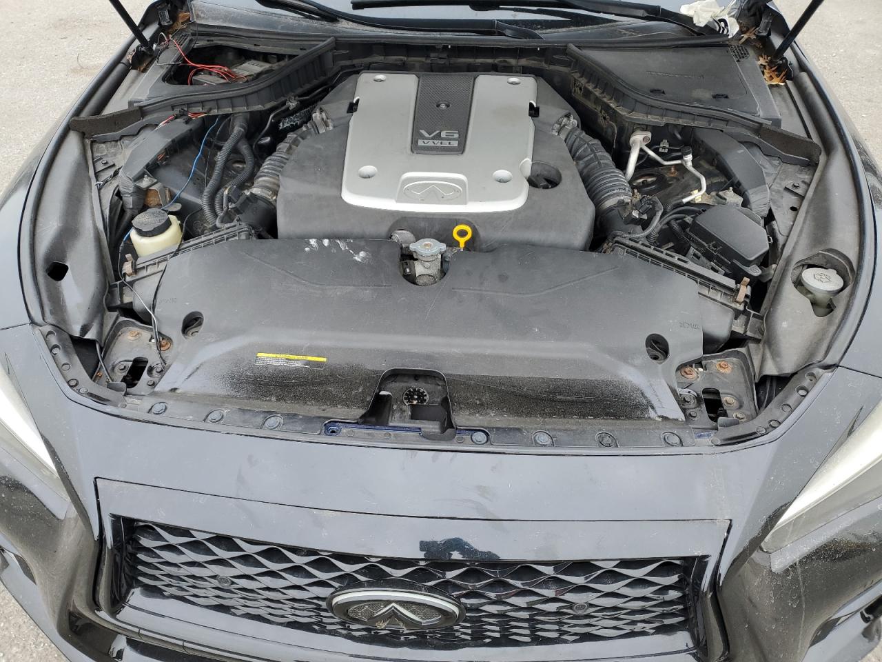 2015 Infiniti Q50 - Image 11
