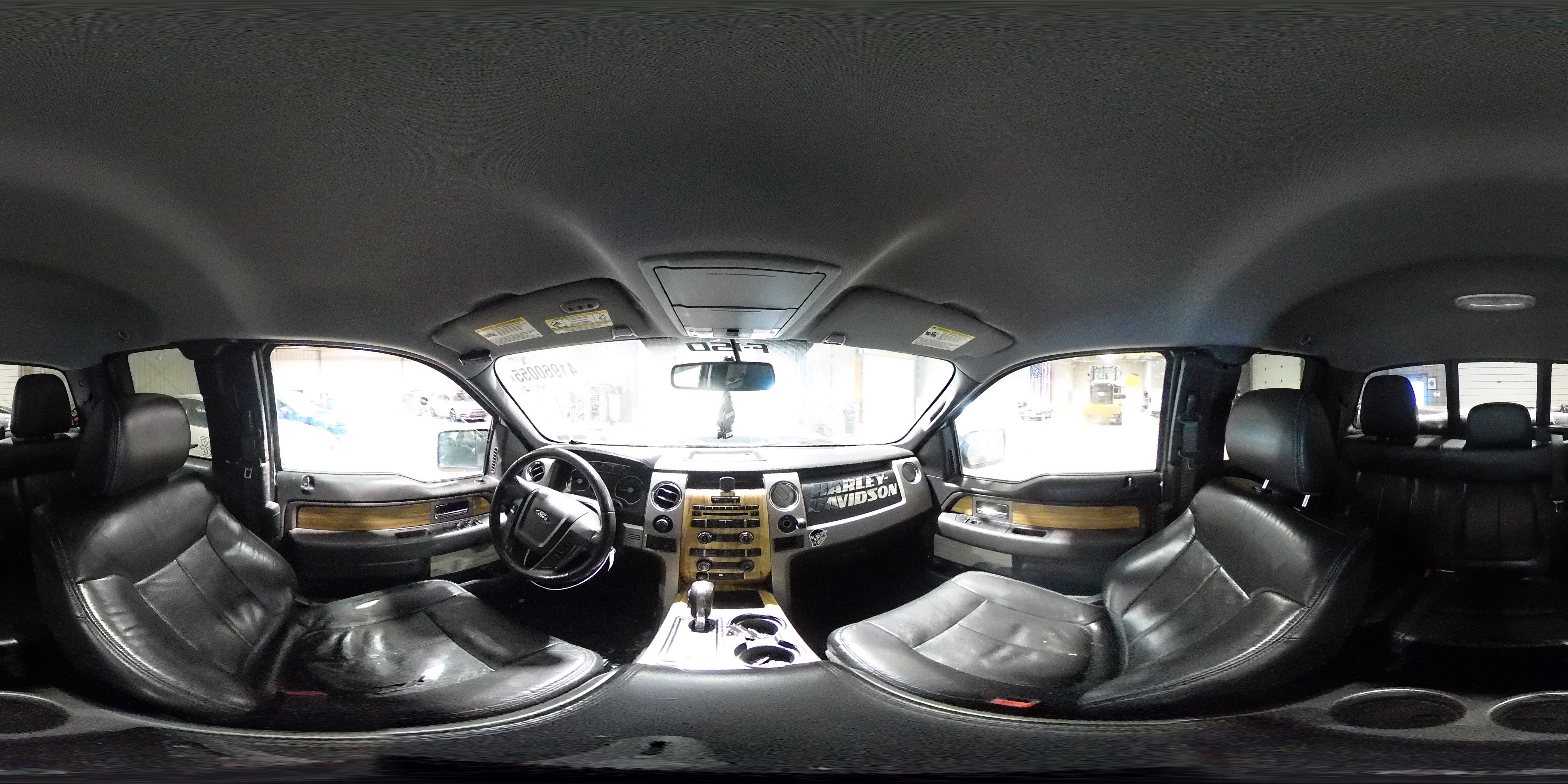 2011 Ford F-150 - Image 13
