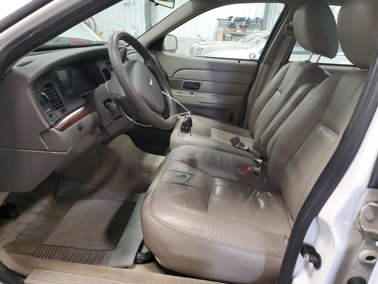2011 Ford Crown Victoria - Image 7